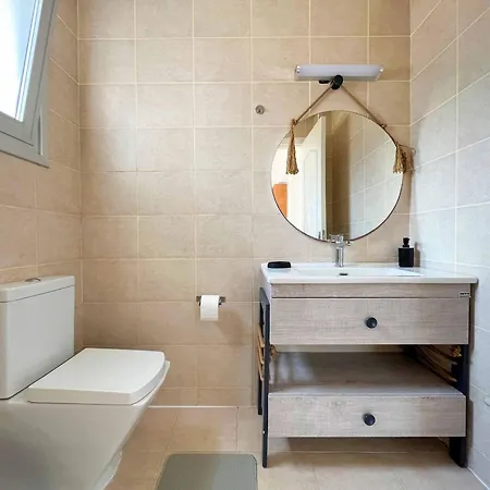 Bitter Orange With Pool By Holidaykeys فيلة *