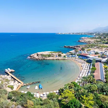 Bitter Orange With Pool By Holidaykeys Вилла