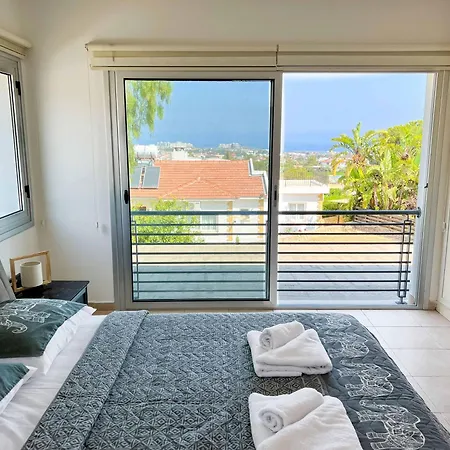 Bitter Orange With Pool By Holidaykeys * Кирения