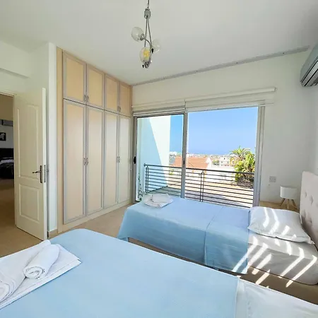 Bitter Orange With Pool By Holidaykeys * كيرينيا