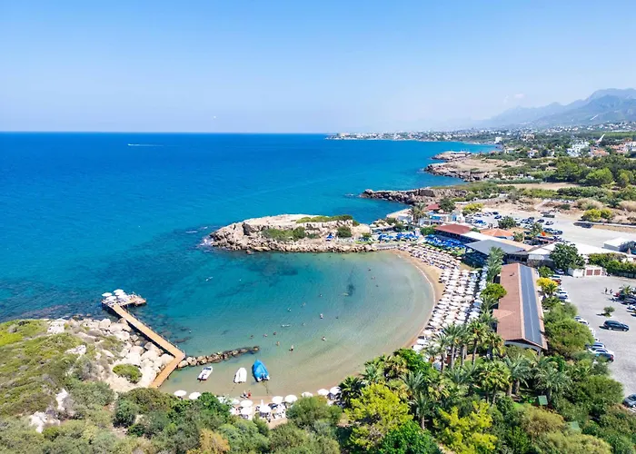 Bitter Orange With Pool By Holidaykeys Villa