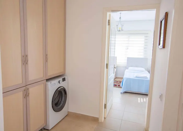 Bitter Orange With Pool By Holidaykeys Villa