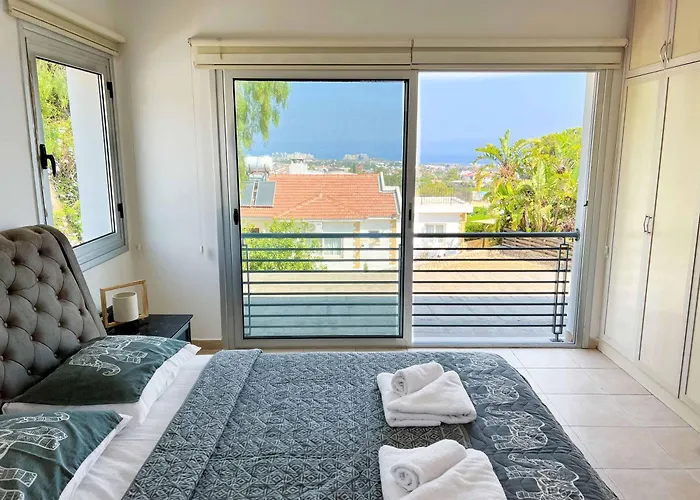 Bitter Orange With Pool By Holidaykeys * Kyrenia (Northern Cyprus)